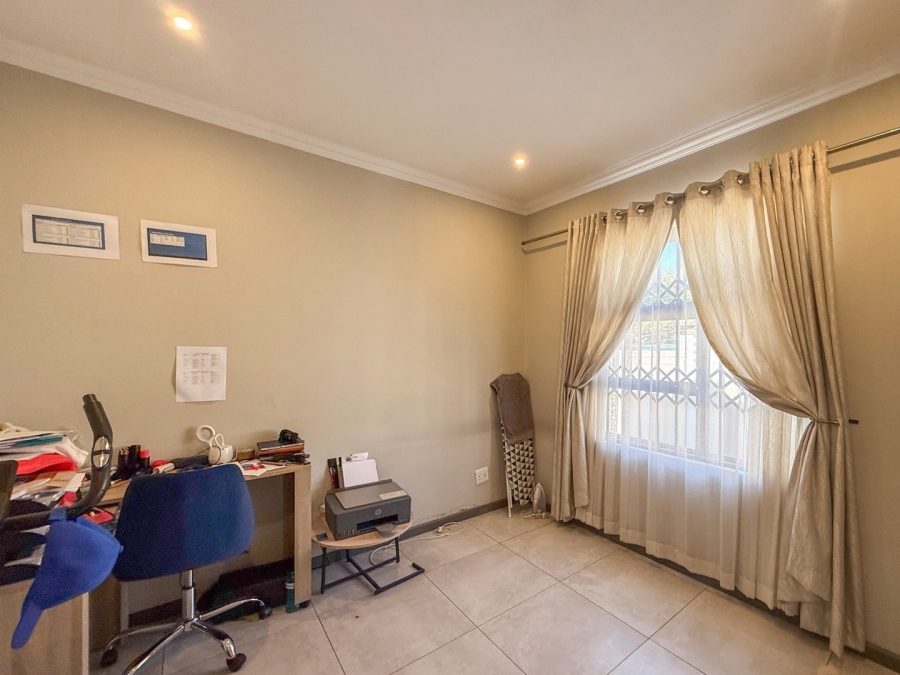 3 Bedroom Property for Sale in Melodie North West